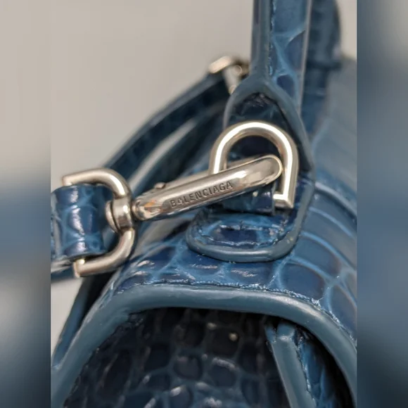 Balenciaga Hourglass Mini Crocodile Embossed Bag <<⬇️PRICE DROP⬇️>> - Picture 5 of 15